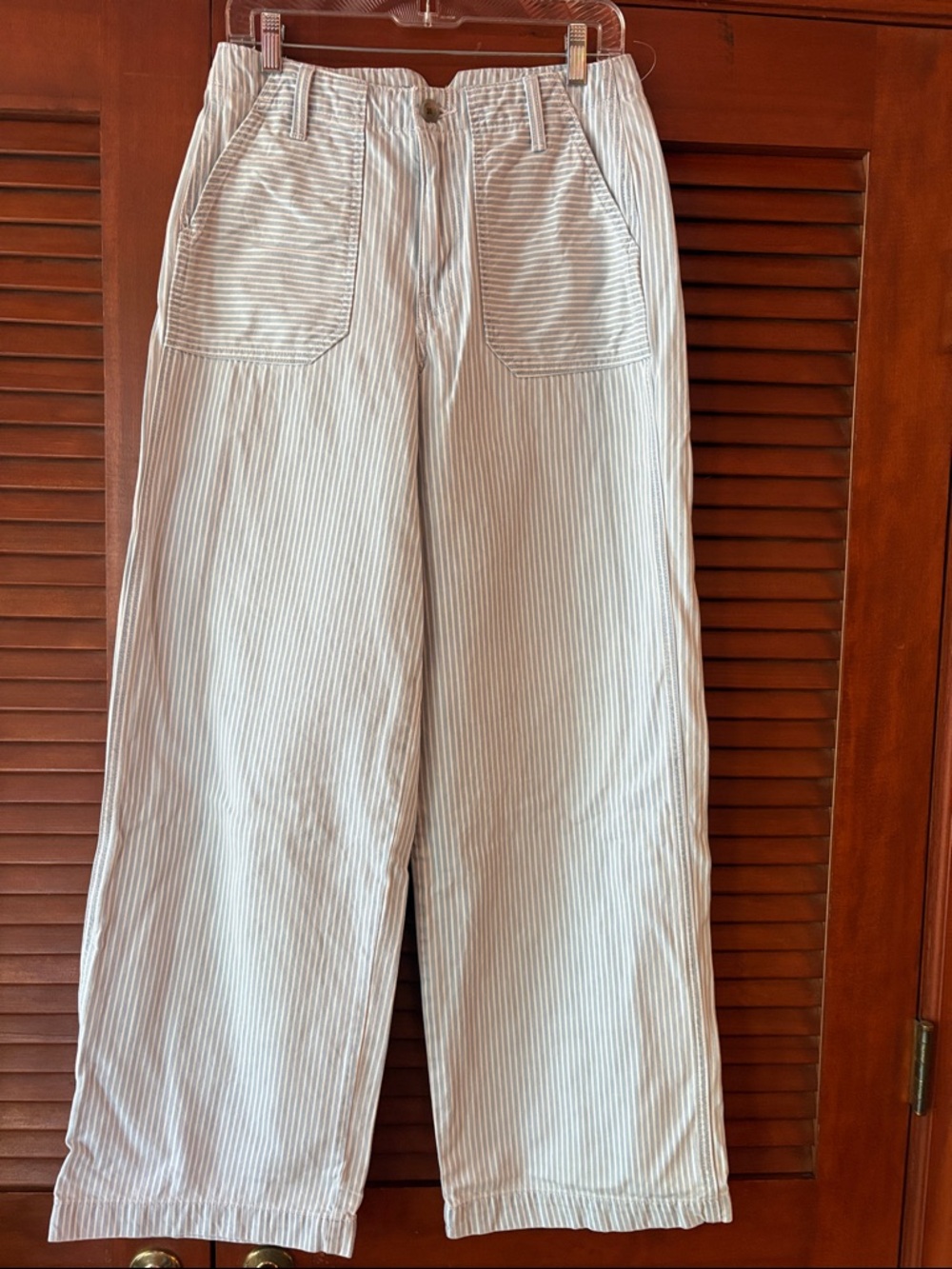 Old Navy Blue & White Pinstriped Wide-Leg Jeans